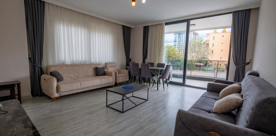 3+1 Lejlighed  i Mahmutlar, Antalya, Tyrkiet Nr. 218475