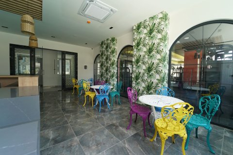 آپارتمان در  Mahmutlar ، ترکیه 1 خوابه ، 82 متر مربع.  شماره 219353 - 14