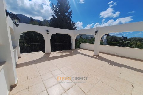Villa for sale in Girne, Northern Cyprus, 4 bedrooms, 220m2, No. 225696 – photo 18