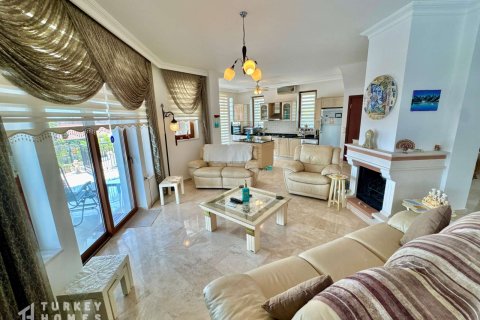 Villa 4+1 Fethiye, Muğla, Türkiye №233018 - 10