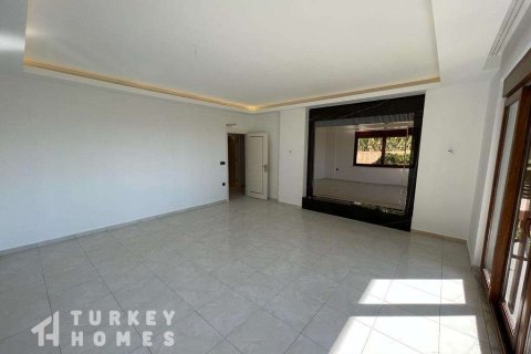 Apartment for sale  in Alanya, Antalya, Turkey, 4 bedrooms, 196m2, No. 233312 – photo 8