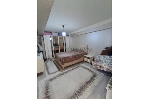 آپارتمان در Beyoglu،  Istanbul ، ترکیه 1 خوابه ، 75 متر مربع.  شماره 228316 - 6