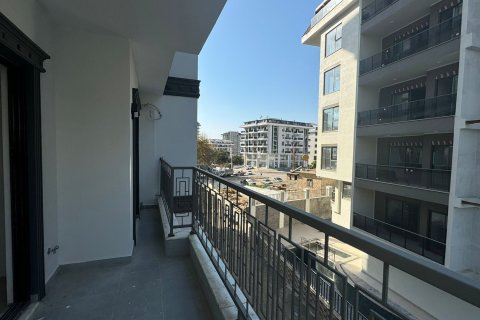 Квартира  1+1 в Махмутларе, Анталья, Турция №216341