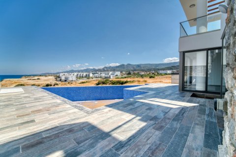 4+1 Villa  in Bahceli, Girne,  Nr. 213923 - 4