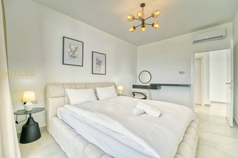 Villa  4+1  Bahçeli, Girne,  №213923 - 22