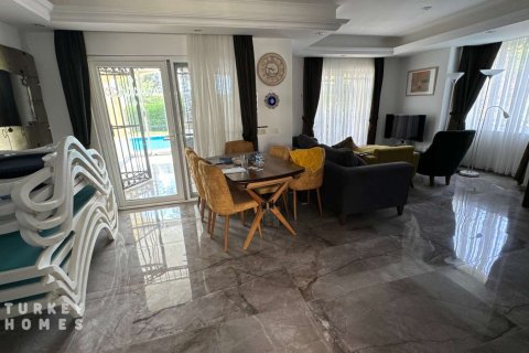 ویلا در  Belek ، ترکیه 4 خوابه ، 200 متر مربع.  شماره 233320 - 5