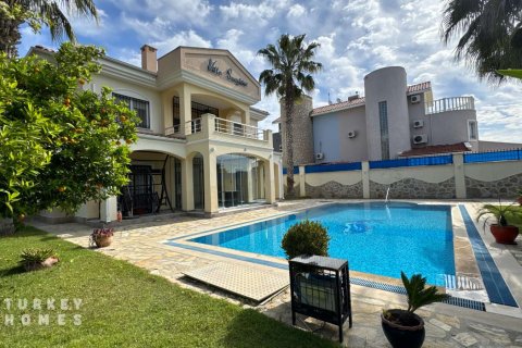 ویلا در  Belek ، ترکیه 4 خوابه ، 200 متر مربع.  شماره 233320 - 2