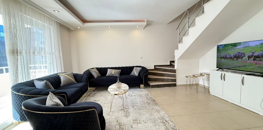 آپارتمان در  Mahmutlar ، ترکیه 2 خوابه ، 110 متر مربع.  شماره 217532