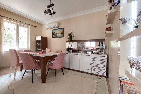 Продажа квартиры  в Анталье, Турция 3+1, 130м2, №211338 – фото 3