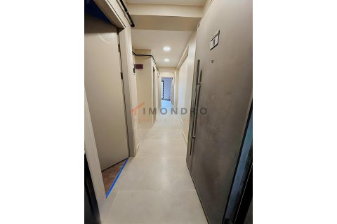 2+1 Wohnung  in Küçükçekmece, Istanbul, Türkei Nr. 216043 - 9