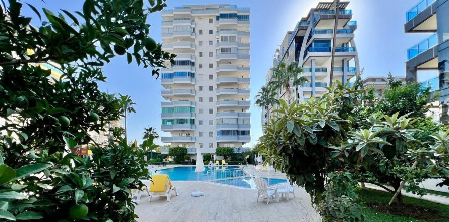 2+1 Leilighet  i Mahmutlar, Antalya, Tyrkia Nr. 216052