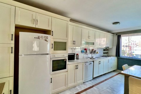 2+1 Leilighet  i Mahmutlar, Antalya, Tyrkia Nr. 216052 - 16