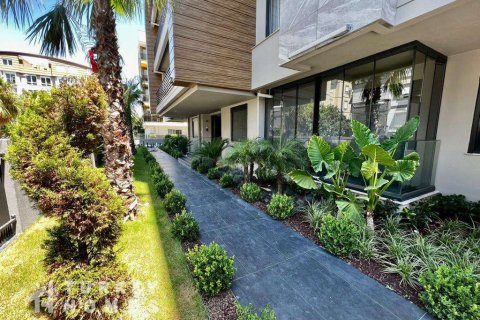 آپارتمان در  Antalya ، ترکیه 2 خوابه ، 87 متر مربع.  شماره 233676 - 1