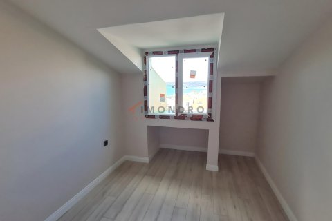 Продажа квартиры  в Бююкчекмедже, Стамбуле, Турция 4+2, 180м2, №211977 – фото 22