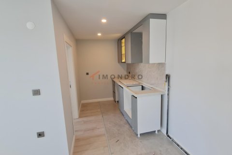 Продажа квартиры  в Бююкчекмедже, Стамбуле, Турция 4+2, 180м2, №211977 – фото 20