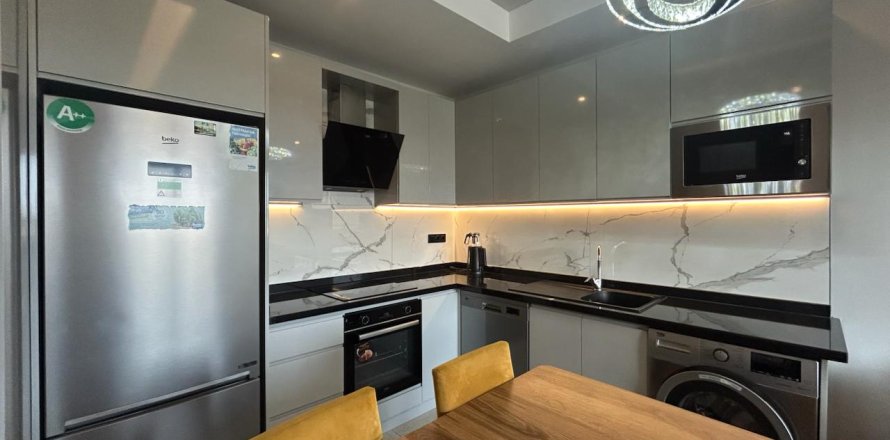 Квартира  1+1 в Аланье, Анталья, Турция №211860