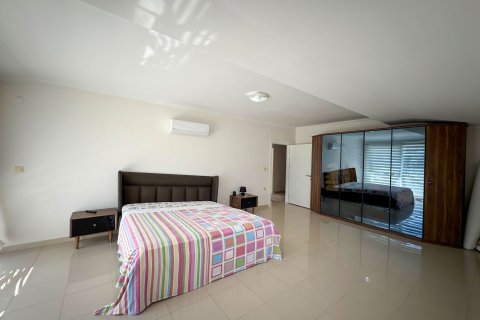 Apartment for sale  in Kestel, Antalya, Turkey, 4 bedrooms, 200m2, No. 218464 – photo 9