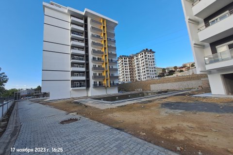 1+1 Apartment  in Avsallar, Antalya, Turkey No. 230743