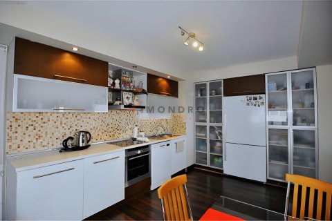 آپارتمان در Konyaalti،  Antalya ، ترکیه 3 خوابه ، 190 متر مربع.  شماره 215084 - 5