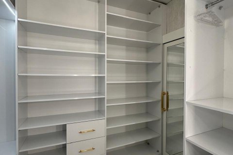 Продажа квартиры  в Анталье, Турция 3+1, 150м2, №215083 – фото 11