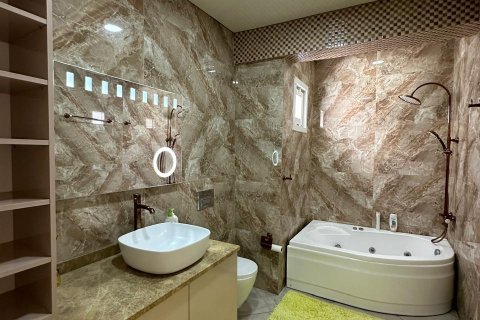 Продажа квартиры  в Анталье, Турция 3+1, 150м2, №215083 – фото 14