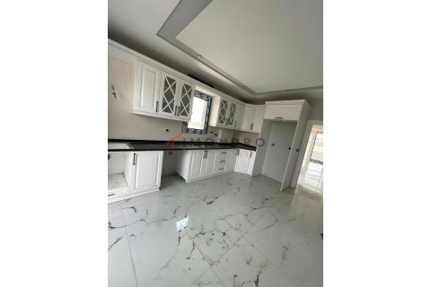 5+1 Villa i Dosemealti, Antalya, Tyrkiet Nr. 215086 - 7