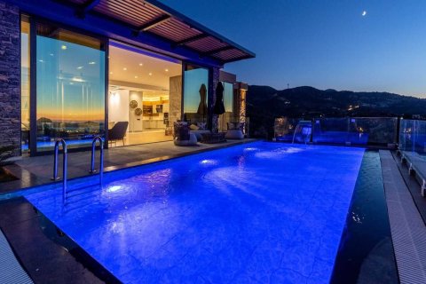 Villa  5+1  Yalıkavak, Muğla, Türkiye №233948