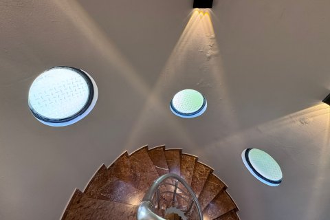 ویلا در  Kestel ، ترکیه 3 خوابه ، 350 متر مربع.  شماره 217431 - 17