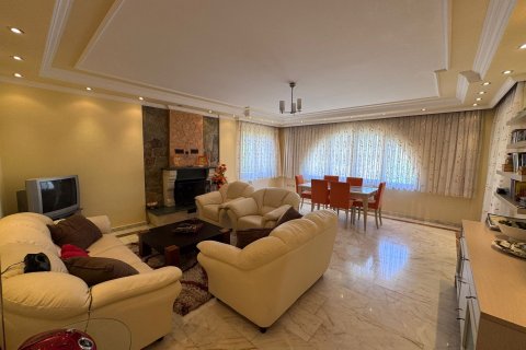 ویلا در  Kestel ، ترکیه 3 خوابه ، 350 متر مربع.  شماره 217431 - 2