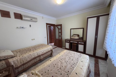 ویلا در  Kestel ، ترکیه 3 خوابه ، 350 متر مربع.  شماره 217431 - 9