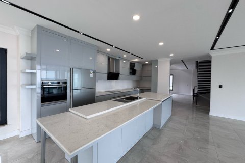 ویلا در  Alanya ، ترکیه 5 خوابه ، 680 متر مربع.  شماره 217429 - 6