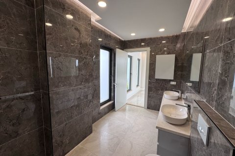 ویلا در  Alanya ، ترکیه 5 خوابه ، 680 متر مربع.  شماره 217429 - 22