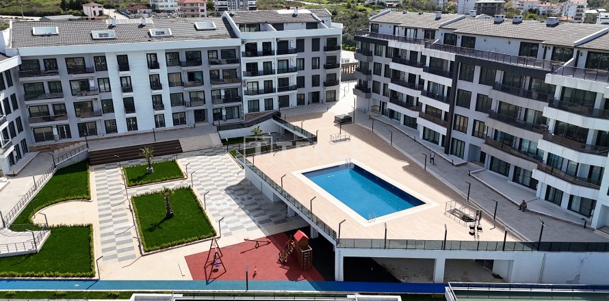 2+1 Leilighet  i Cinarcik, Yalova, Tyrkia Nr. 213518