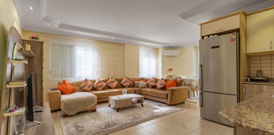 2+1 Apartment  in Mahmutlar, Antalya, Turkey No. 221066