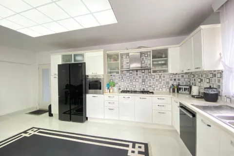 6+1 Lejlighed  i Tyrkiet Nr. 224089 - 8