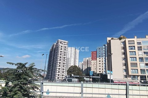 Продажа квартиры в Стамбуле, Турция 2+1, 79м2, №212795 – фото 17