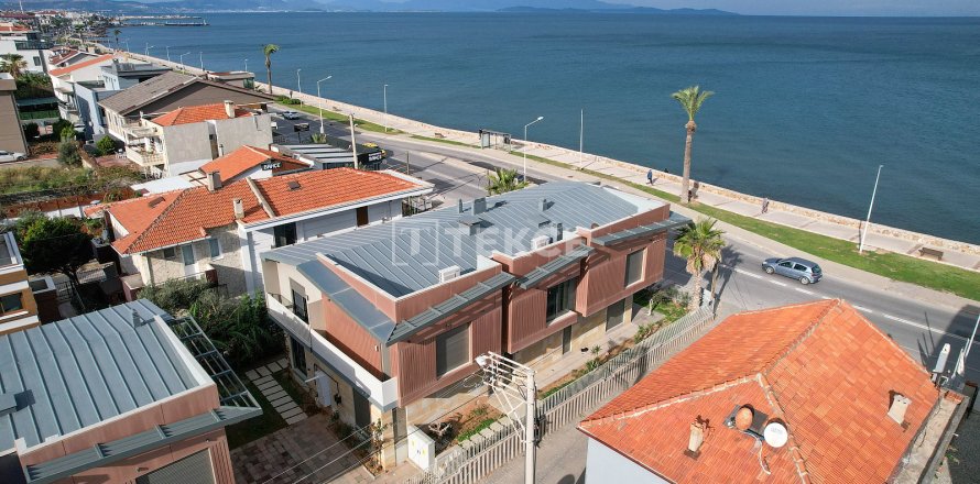 Villa  5+1  İzmir, Türkiye №212797