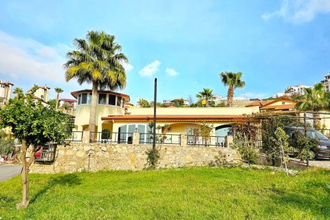 Продажа виллы  в Каргыджаке, Аланье, Анталье, Турция 2+2, 200.0м2, №213743 – фото 1