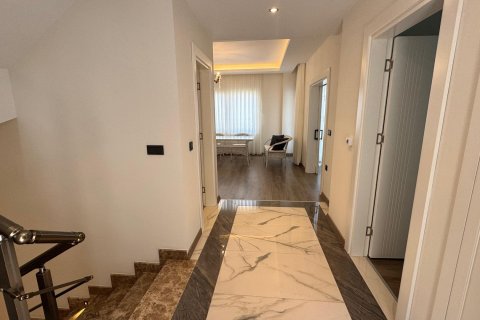 Продажа виллы  в Каргыджаке, Аланье, Анталье, Турция 5+1, 350.0м2, №213740 – фото 11