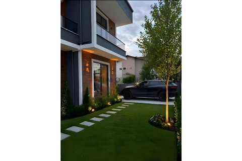 5+1 Villa  in Silivri, Istanbul, Turkey No. 224528