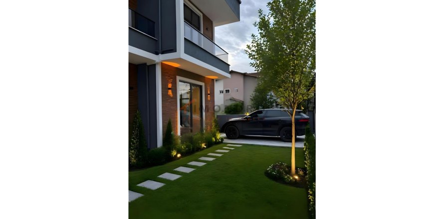 5+1 Villa  in Silivri, Istanbul, Turkey No. 224528