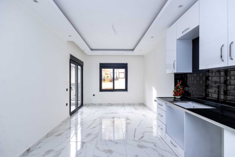 Продажа квартиры  в Аланье, Анталье, Турция 2+1, 80м2, №217421 – фото 2