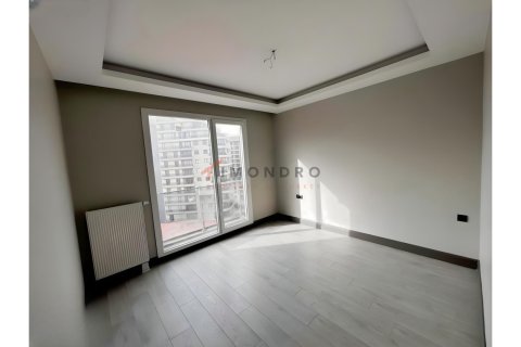 1+1 Wohnung  in Küçükçekmece, Istanbul, Türkei Nr. 224444 - 13