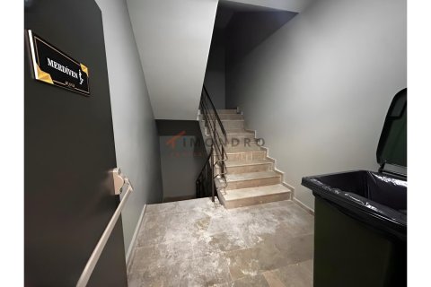 1+1 Wohnung  in Küçükçekmece, Istanbul, Türkei Nr. 224444 - 30