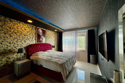 Apartment for sale  in Alanya, Antalya, Turkey, 3 bedrooms, 200m2, No. 227156 – photo 10
