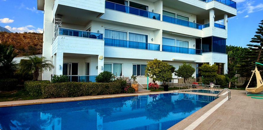 3+1 Villa  i Alanya, Antalya, Tyrkia Nr. 227157