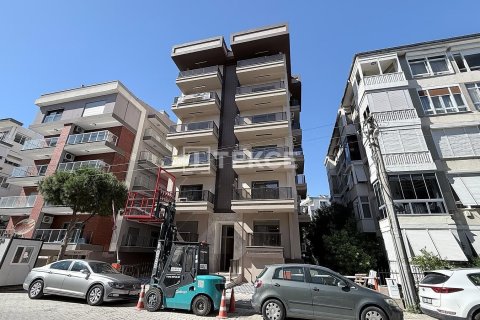 3+1 Lägenhet  i Izmir, Turkiet Nr. 212532 - 9