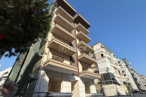 Apartment for sale  in Izmir, Turkey, 3 bedrooms, 120m2, No. 212532 – photo 2
