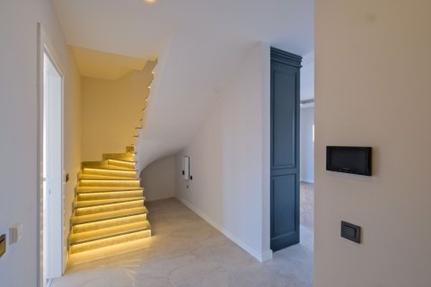 3+1 Lägenhet  i Oba, Antalya, Turkiet Nr. 227670 - 2