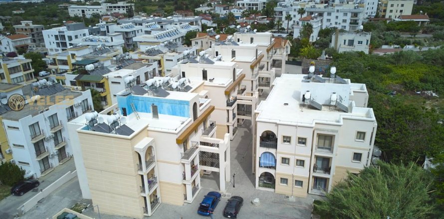 2+1 Apartment  in Lapta, Girne, Northern Cyprus No. 214355